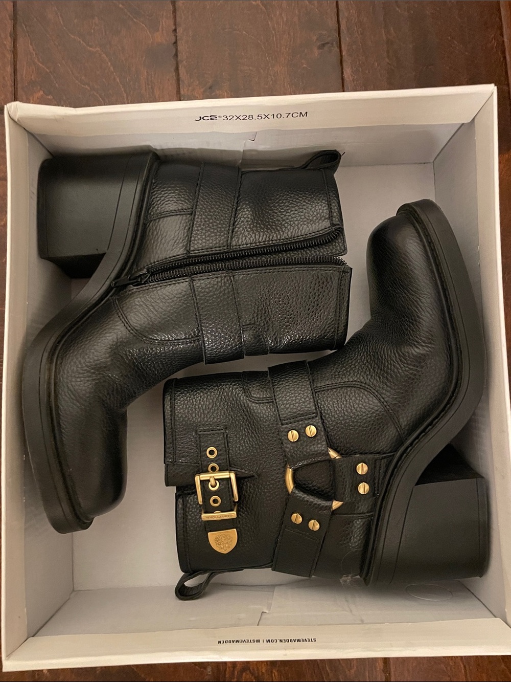 Vince Camuto Bipdi Black Leather Moto Boots Gold Hardware Size 6